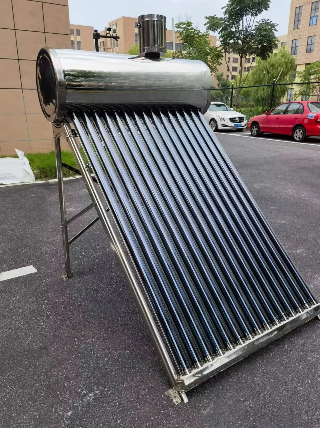 Sus Coil 180L Solar Water Heater
