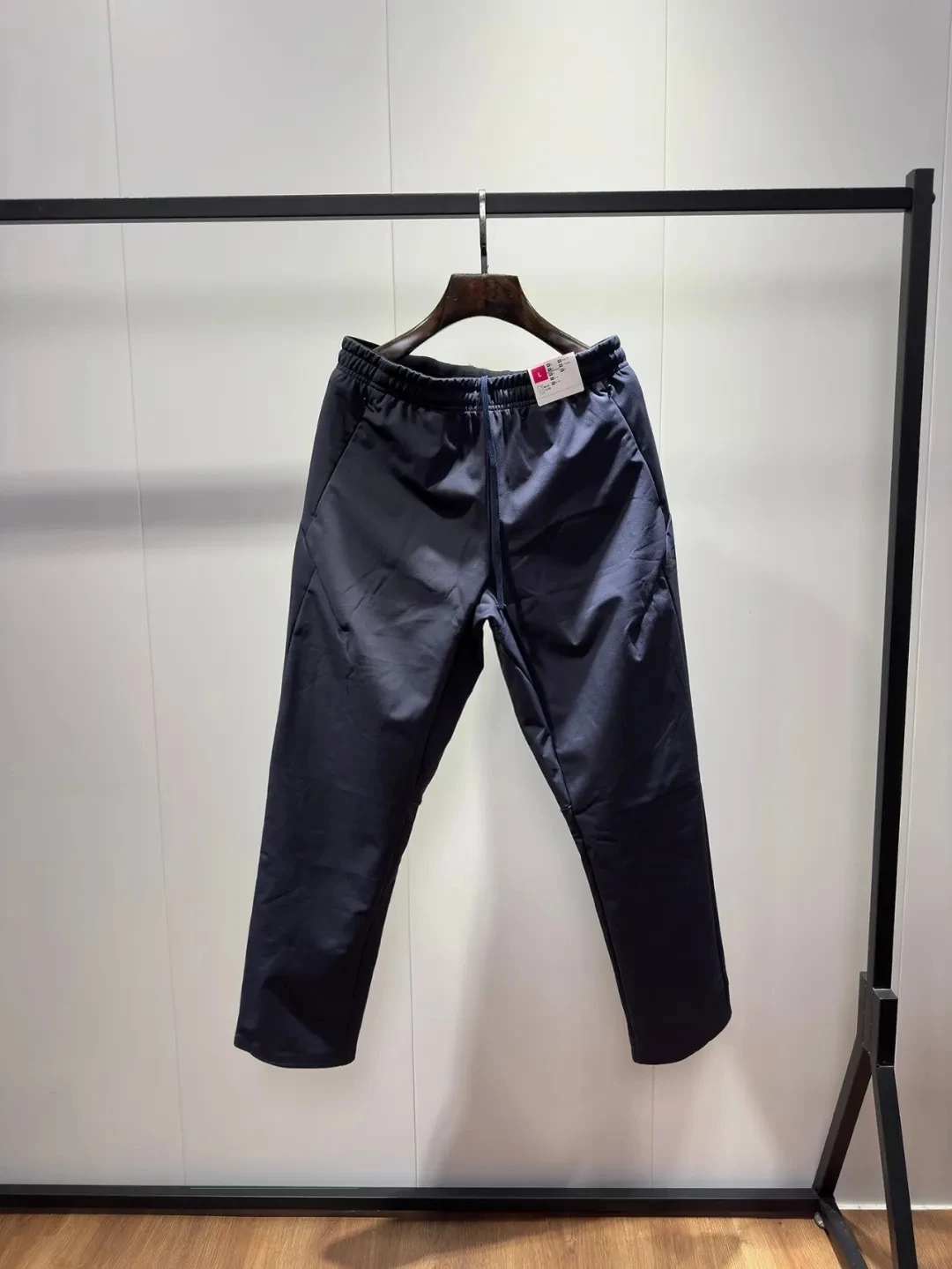 

Мужские повседневные брюки для активного отдыха, ветрозащитные, из мягкой ткани, износостойкие, водоотталкивающие, с текстурной поверхностью.