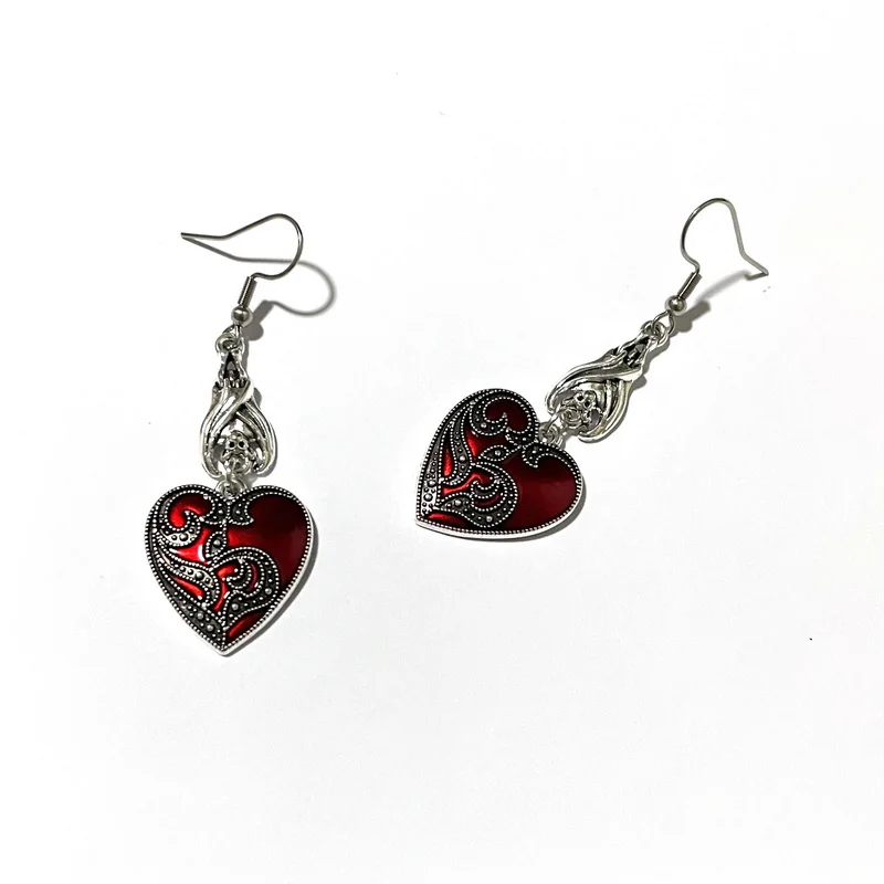 Wholesale Gothic Mysterious Earrings Jewelry Blood Rose Heart-shaped Angel Pendant Earrings Ladies Retro Earrings Jewery