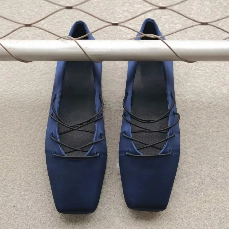

High Quality Retro Silk Ballet Shoes for Women New Casual Square Toe Flat Shoes Zapatos De Mujer Luxury Designer Shoes for Women