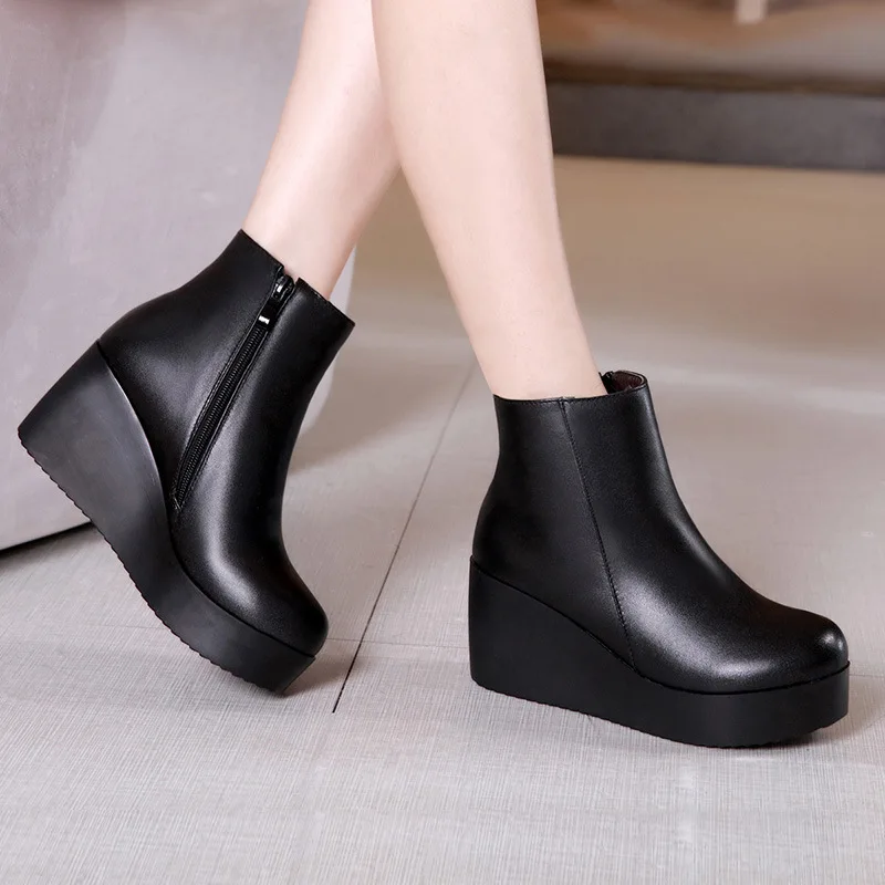 Big Size 34-43 Female Platform Wedges Boots Black Autumn Winter Zipper Ankle Boots For Women High Heels Ladies Shoes