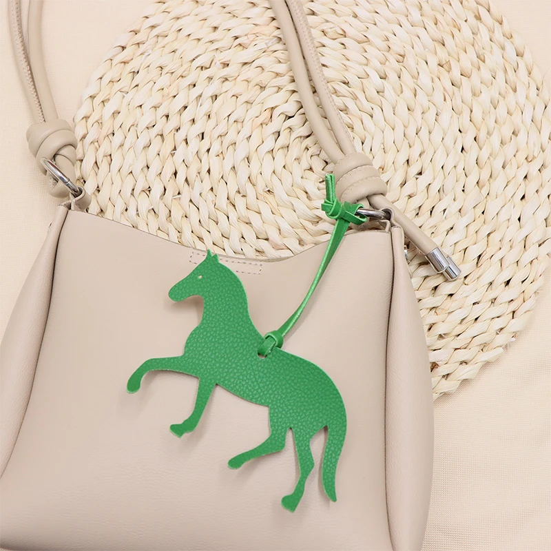 

Милая кожаная сумка с лошадью, подвески, креативные животные, женская сумка с подвеской, рюкзак, подвеска, аксессуары, подарки