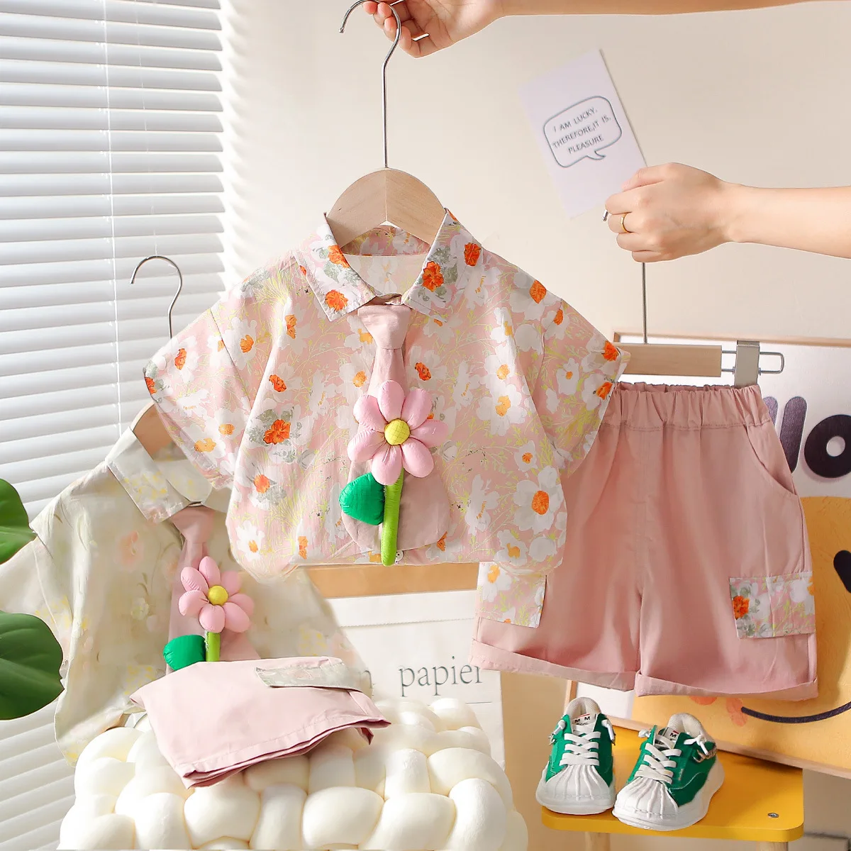

2026 Summer Baby Boy 2PCS Cute Outfit Floral Print Short Sleeve Shirt with 3D Flower Tie & Pink Shorts Set for Kids Party