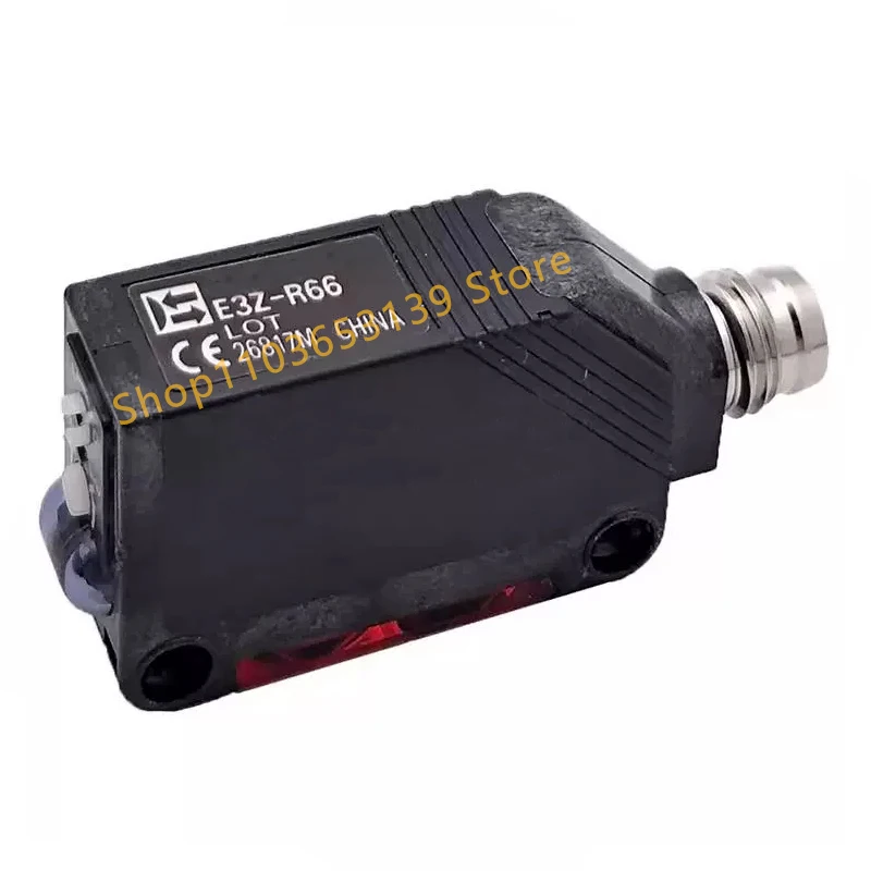 E3Z-R66 E3Z Reflector Type Photoelectric Sensor