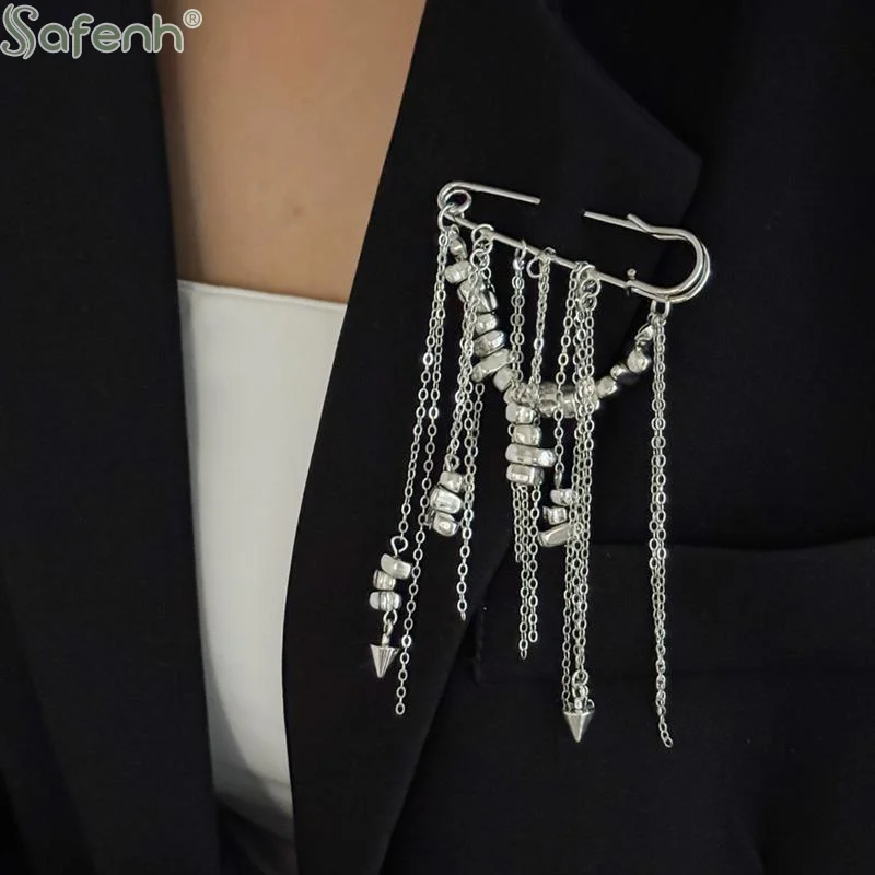 Women'S Accessories For Suit - Metalowa broszka z łańcuszkiem i długim