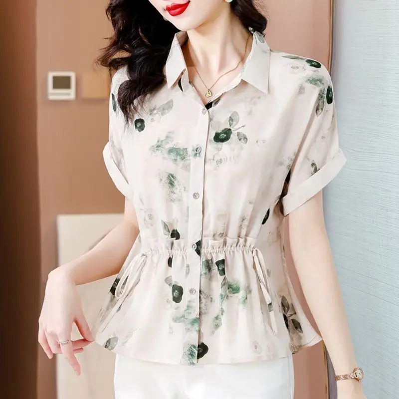 

2026 Elegant Stylish Mom Striped Shirt New Arrival Summer Short Sleeve Loose Fit Slimming Top​
