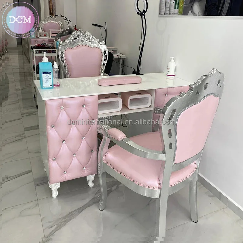 Small Beauty Salon Traditional Style Nails Station Nail Desk Manicure Table With Vent and Chairs