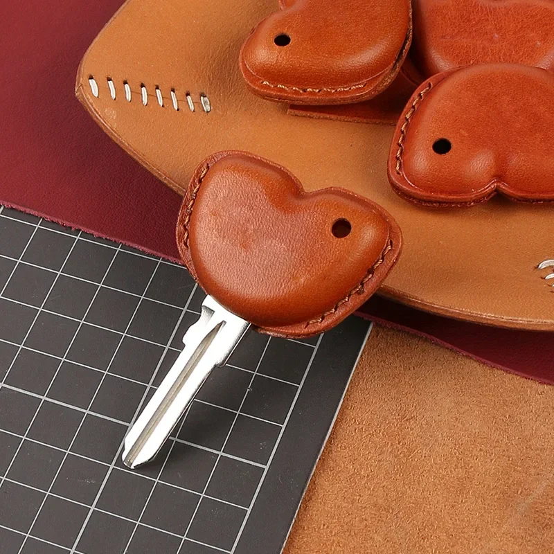 Leather Motorcycle Key Case Cover For Vespa Enrico Piaggio Fly 125 3VTE GTS LX LXV 50 125 250 300 GTS 300ie GTS300 Keychain