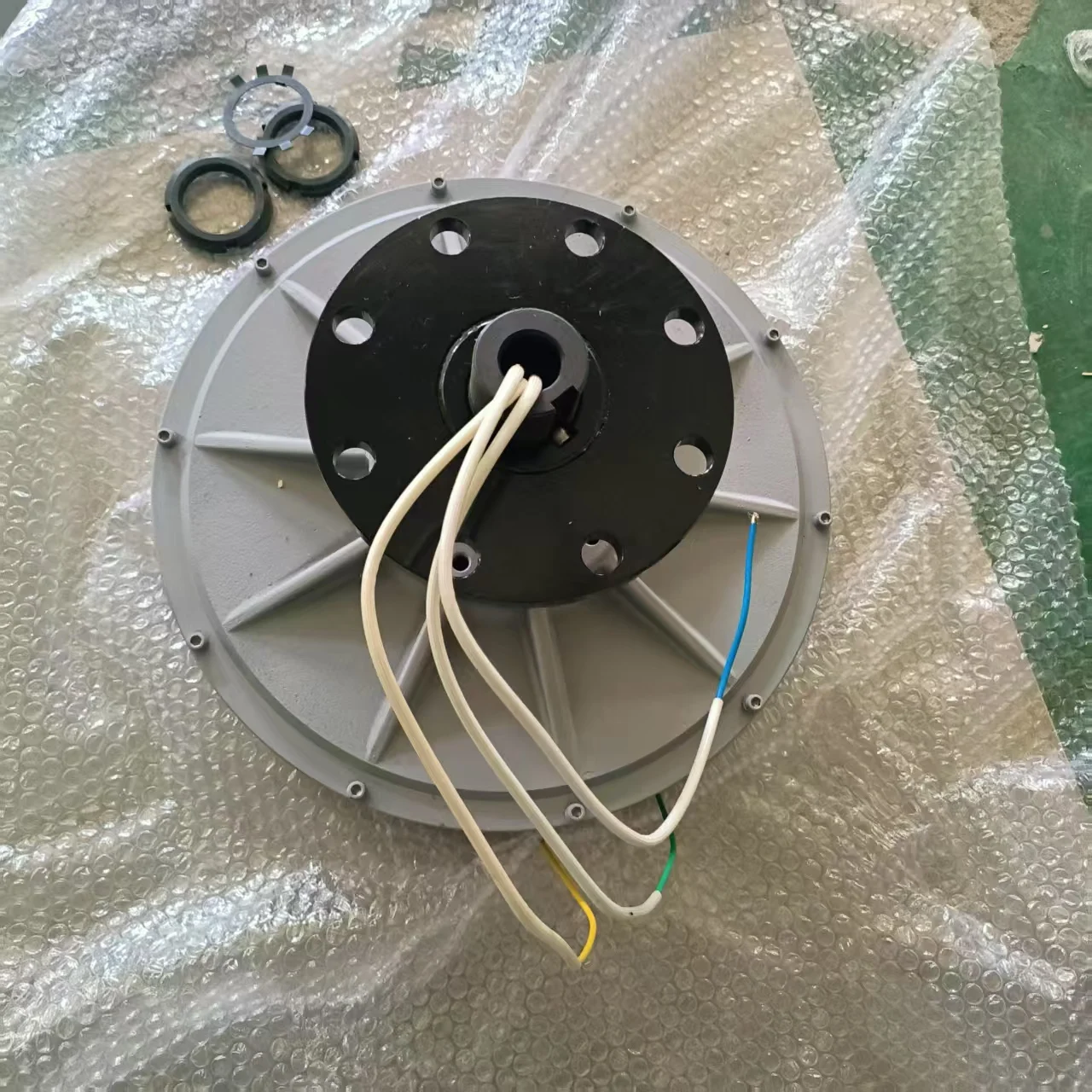 New Energy Wind Generator Magnetic Levitation Generator 5000W 220V Gearless Permanent Magnet Generator Home Application