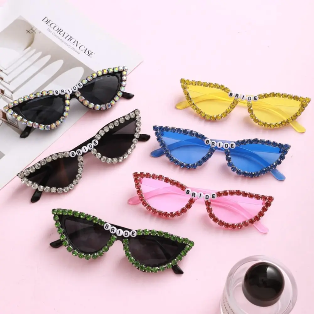 

Cat's Eye Frame Bridal Sunglasses Outdoor Rhinestone Decoration Black Shades Glasses Sun-Protective Travel Bride Eyewear