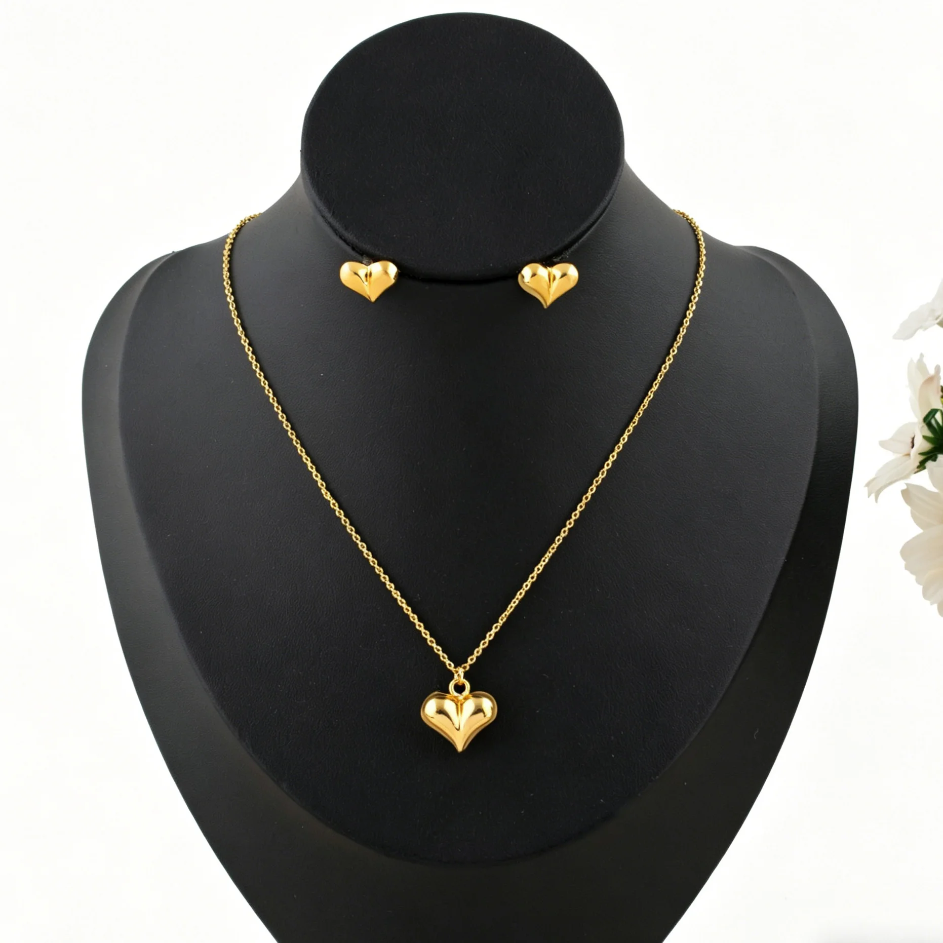 Dubai Heart Pendant Necklace and Earrings 2-Piece Set for Women Wholesale Wedding and Mother's Day Gifts