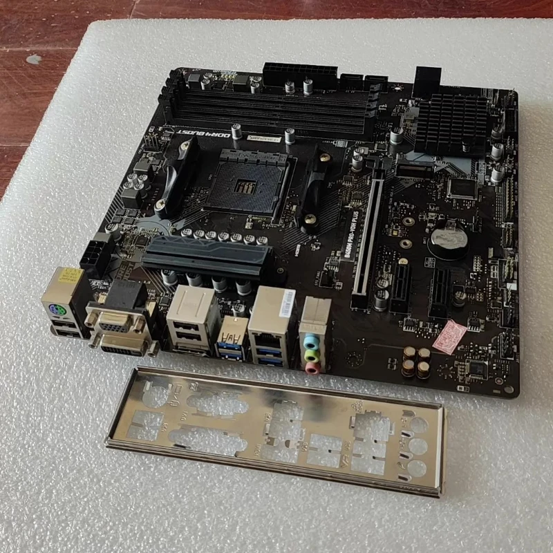 Used B450M PRO-VDH PLUS Motherboard AM4 Socket 4 DDR4 Slots Support AMD Ryzen Desktop Mainboard for MSI