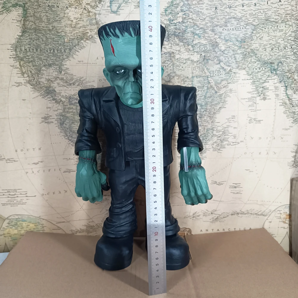 Klassischer Sci-Fi-Romanfilm Frankenstein Monster Scale Riesige Actionfigur Modellspielzeug Originalkollektion 41 cm