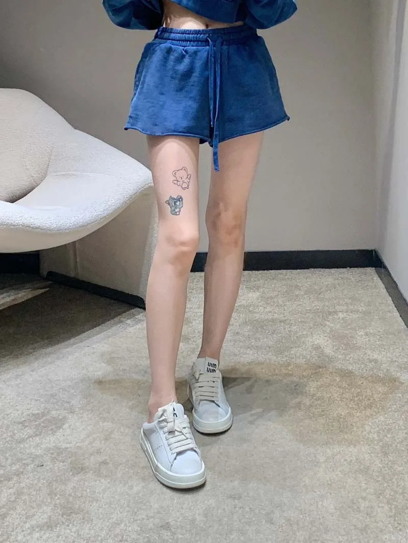 

Casual style women's shorts, loose and fashionable, youthful and energetic, drawstring blue sports shorts