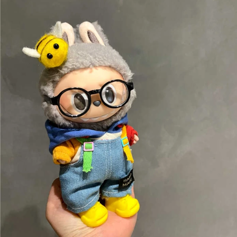 

Labubu Bee Accessories Vinyl Doll Action Figure Keychain Toys Childrens New Year Surprise Gifts Cute Decoration