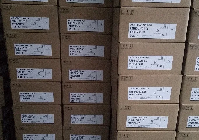 

Сервопакет A6 MHMF022L1U2M+MADLN05SE MHMF042L1U2M+MBDLN25SE