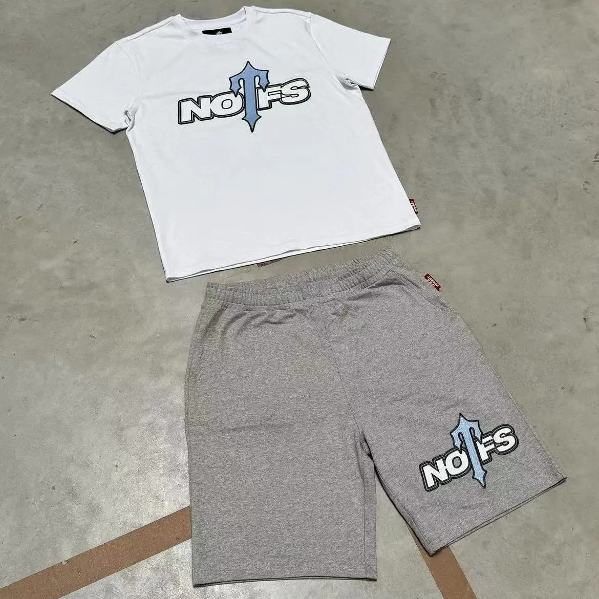 Summer and Autumn Loose Hip-hop Sports Suit Men's and Women's European and American New Letter Printing Short-sleeved Shorts