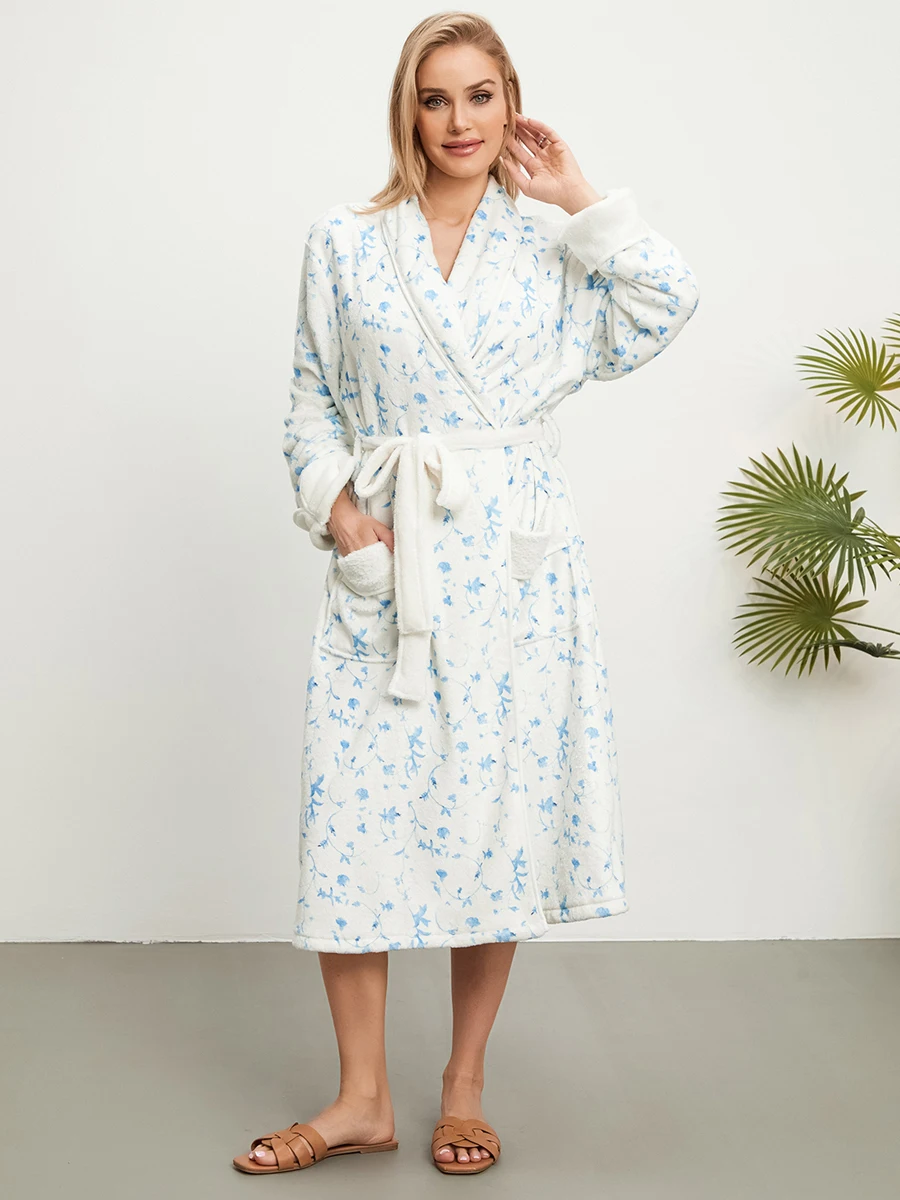 Women Winter Kimono Bathrobe Floral Print Warm Long Sleeve Spa Night Robe with Belt for Soft Pajama Outfit