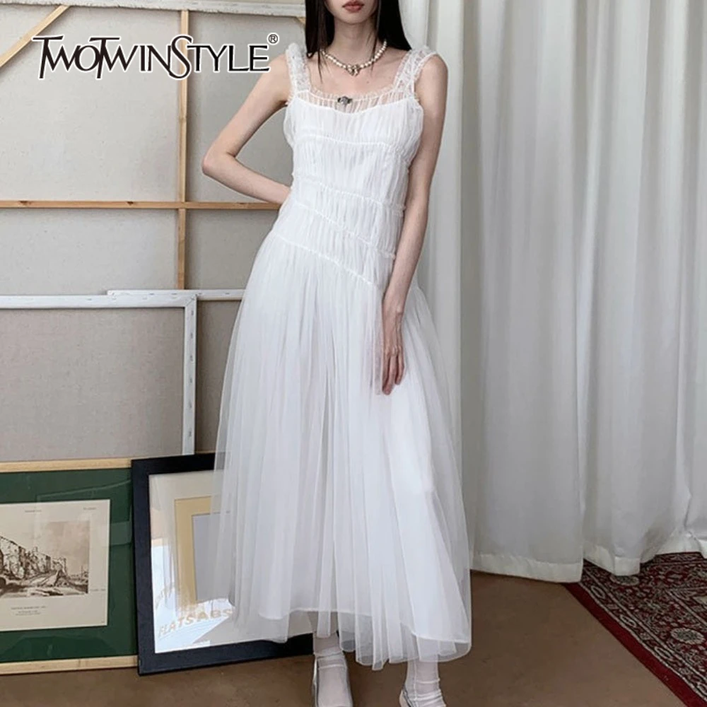

TWOTWINSTYLE однотонные свободные сетчатые модные платья для женщин с квадратным вырезом без рукавов, минималистичное длинное платье, женская одежда, новинка