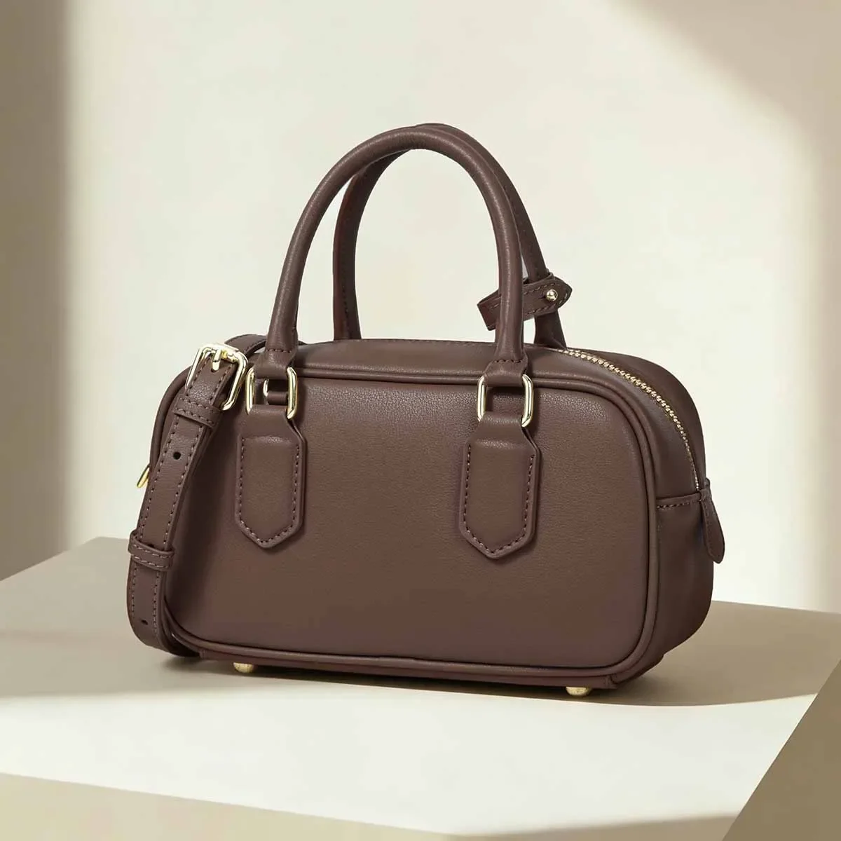 100% Genuine Leather Fashionable Square Diaper Bag Best Superstar Show Leather Shoulder Bag For Women Casual