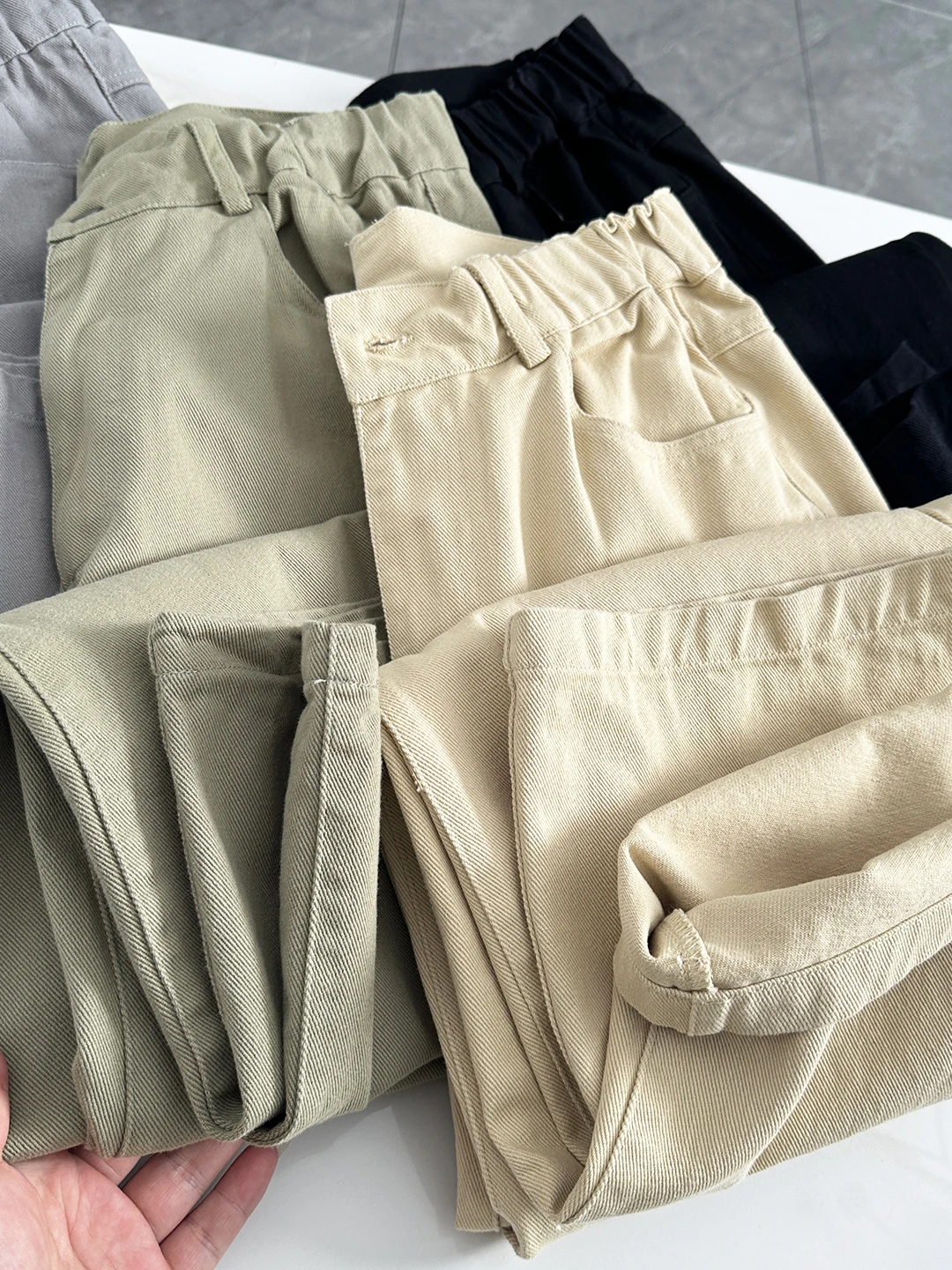Casual Men's Straight Leg Cotton Trousers Elastic Waist Long Pants Pure Cotton Plain Weave Texture Comfortable Loose Fit