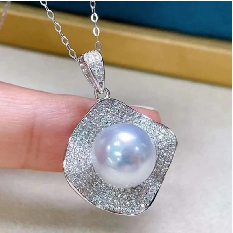 huge-10-11mm-gold-and-white-18k-gold-clad-copper-thick-gold-plated-gorgeous-zircon-pendant