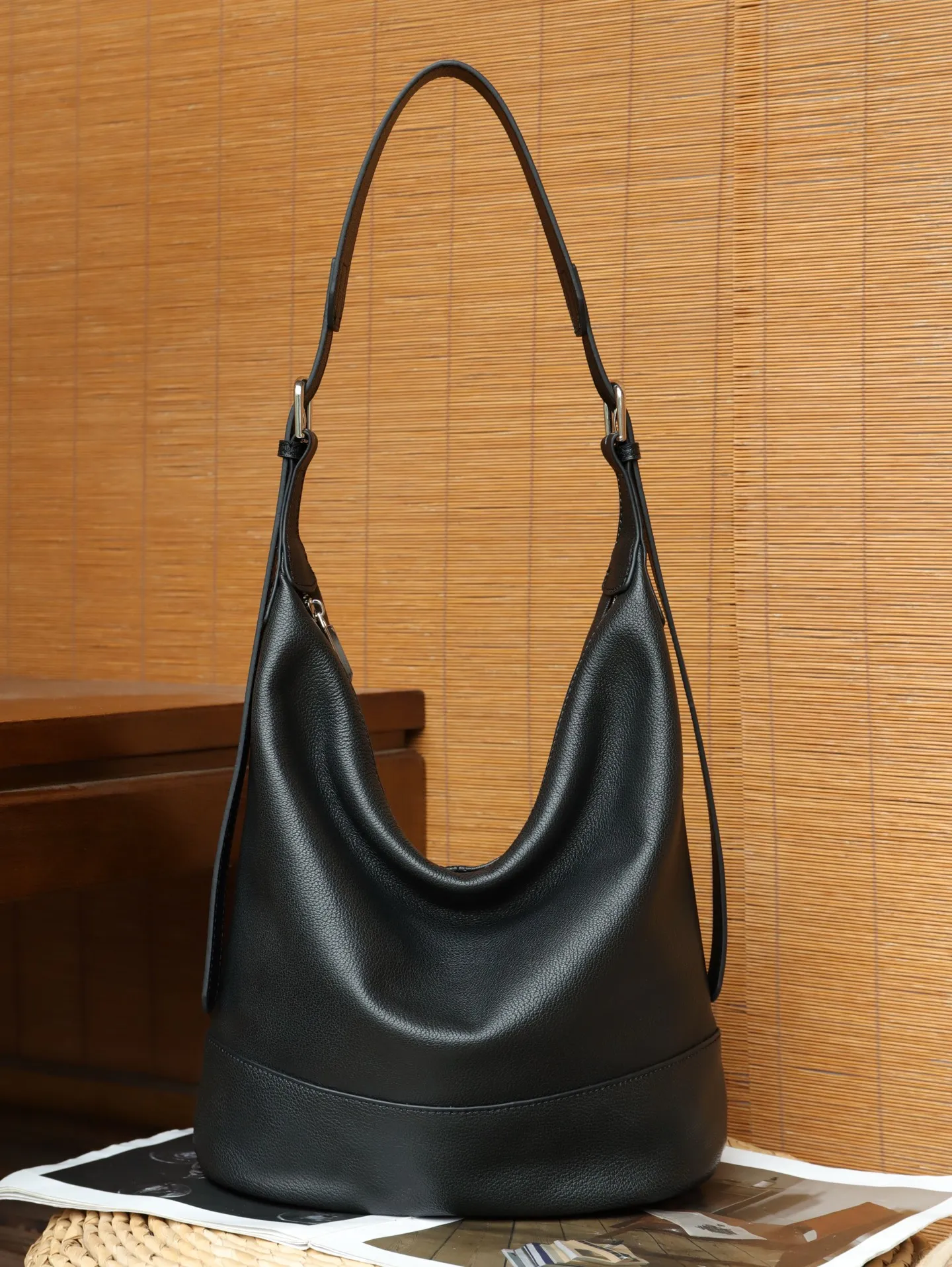 

Genuine Grade Cow Leather Women Shoulder Crossbody Bags Luxury Designer Brand Ladies Bucket Bag for Woman Soft Cowhide New Tote