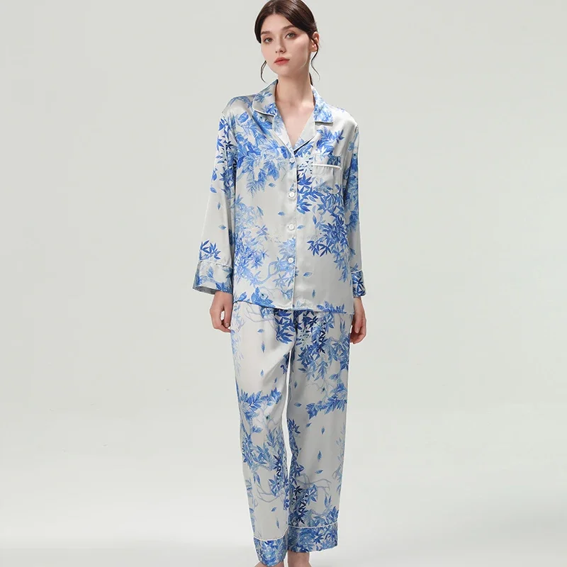 19MM 100% Mulberry Silk Printed Women Christmas Pajamas Sets Nighty Button Up Long Sleeve Lapel Tops and Pants Pajama Loungewear