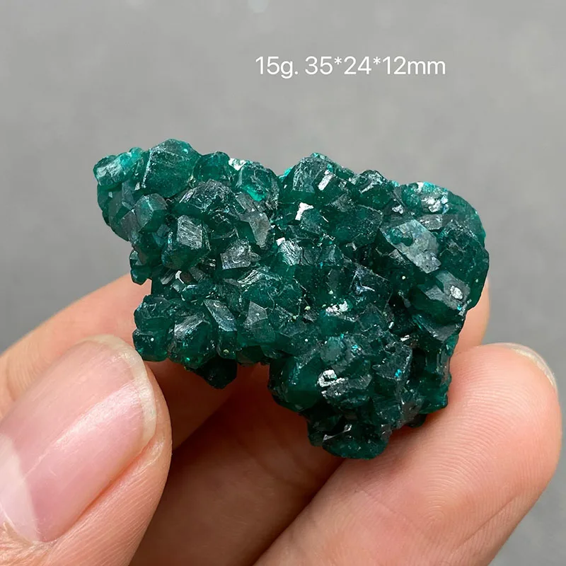 100% Natural Congo green Dioptase Mineral specimen stones and crystals quartz collection