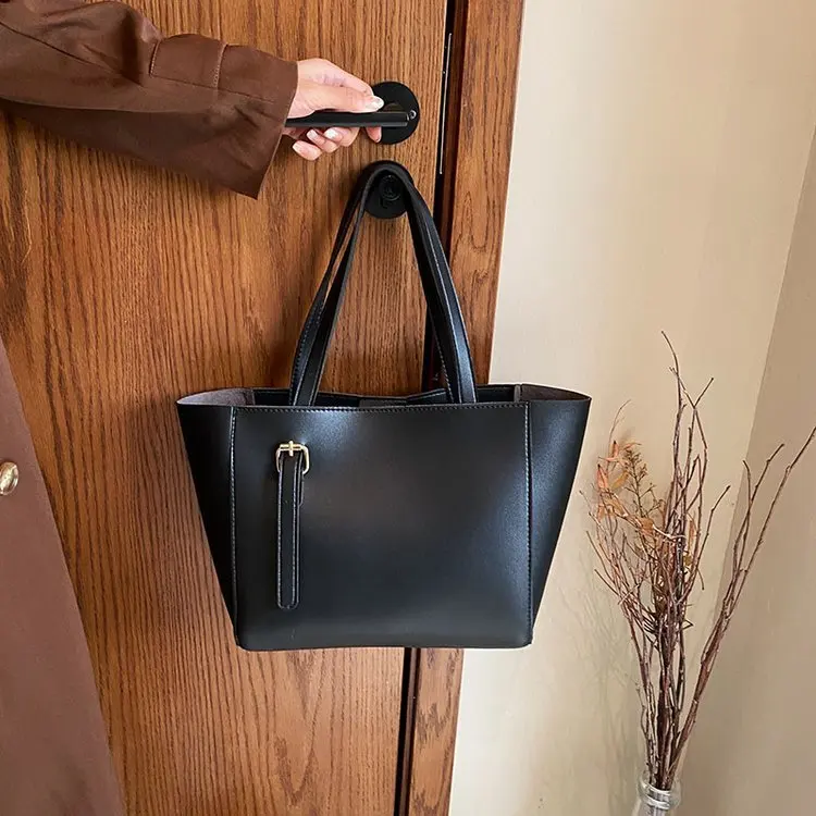 

Preppy Vintage Shoulder Bag, Women's Spacious Top Handle Crossbody, Casual Student Day to Night Tote, Minimalist Sling Bag