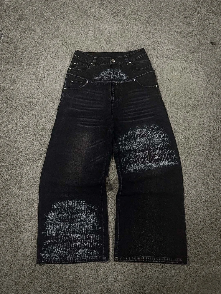 

2026 new dark retro trend ins style washed old worn straight jeans metal decorative unisex street trend denim trousers