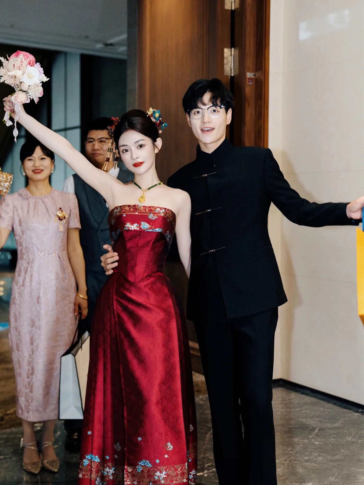 

New Chinese Sle Wedding Dr Red Wine Color Ceremonial Skirt for Bride Ele Vintage A-line Gown with Flowers for Weddin...