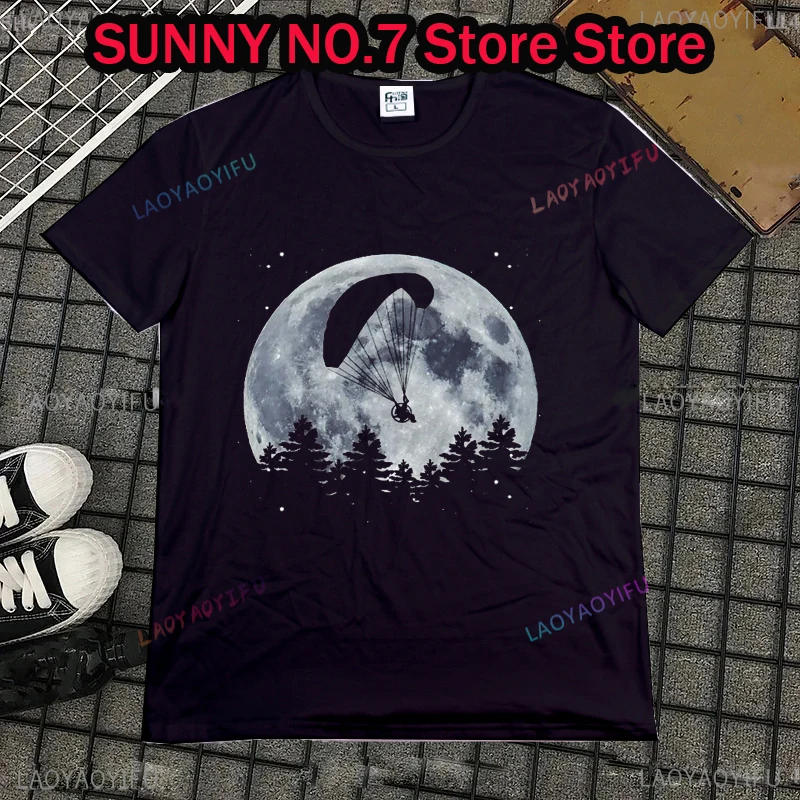 Popular Funny Paragliding Flying Parachute Moon T Shirts Famous Summer Style Top Sale Streetwear Birthday Gifts T-shirt Men