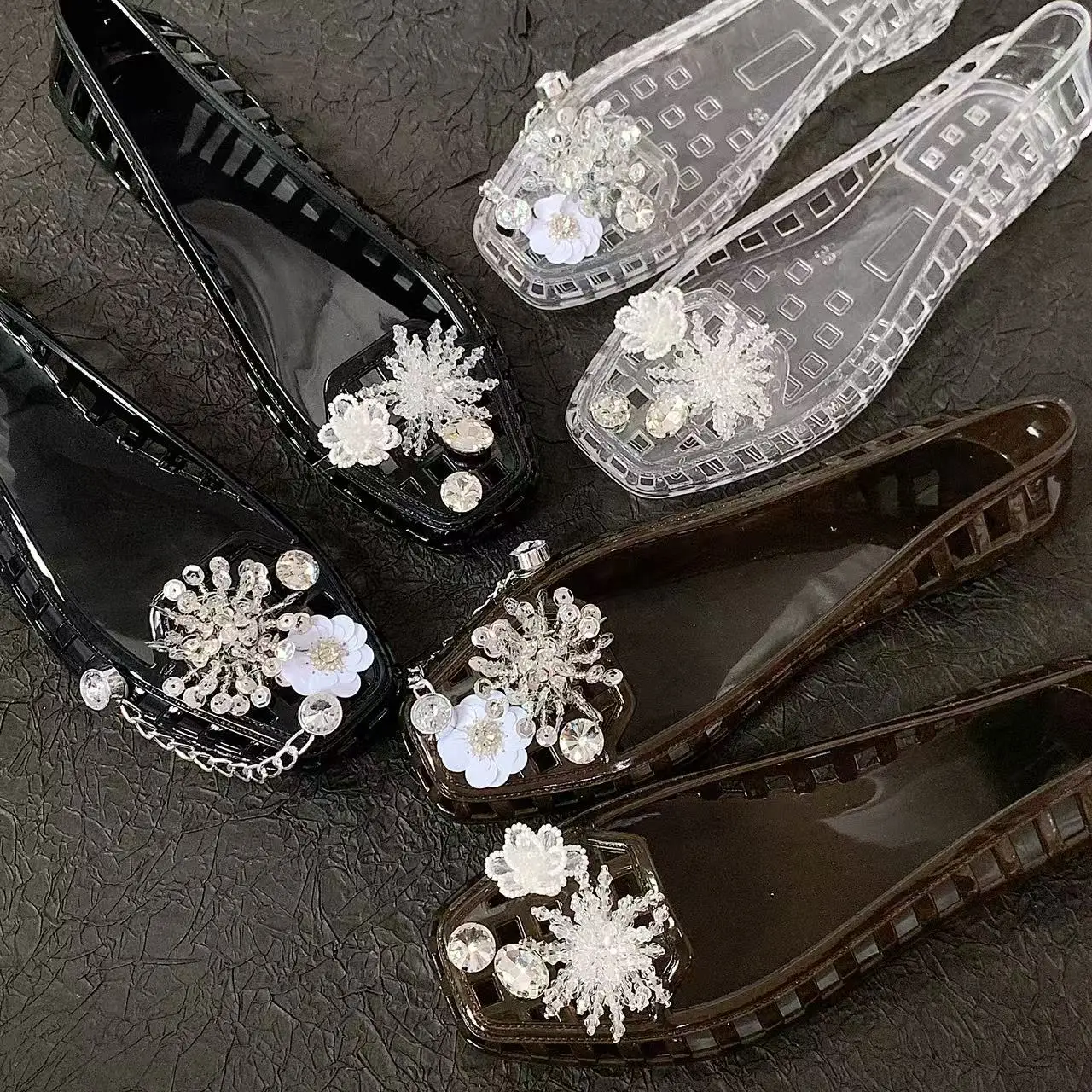Women's Jelly Crystal Slippers, Women's Shoes with Chain Crystal Flower Set Accessories, Crystal Clogs, Sandals, Jelly Shoes, Slip-On Slippers