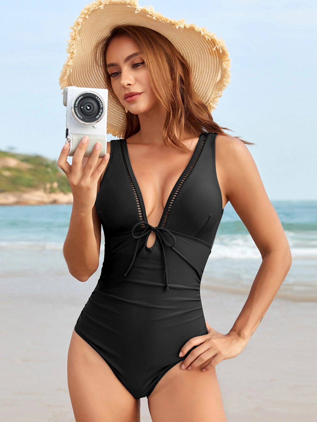 

Женский слитный купальник-бикини с треугольными трусиками, для пляжного отдыха, с открытой спиной, с леопардовым и цветочным принтом, больших размеров, новинка 2026 года