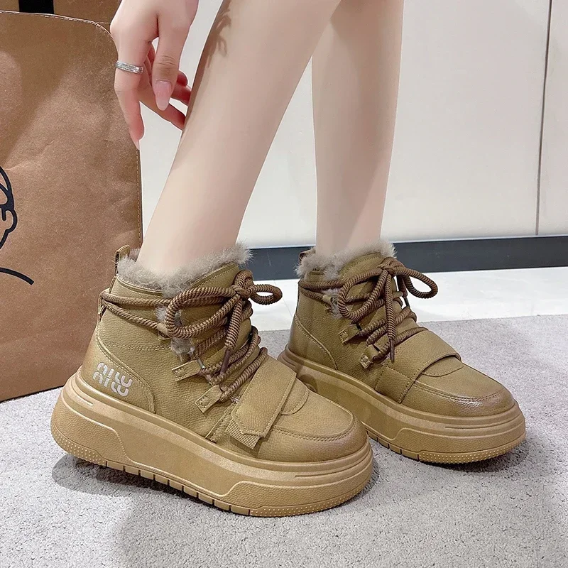 2023 novo designer botas de neve das mulheres inverno curto pelúcia quente tornozelo botas sapatos planos sola grossa sapatos casuais botas femininas