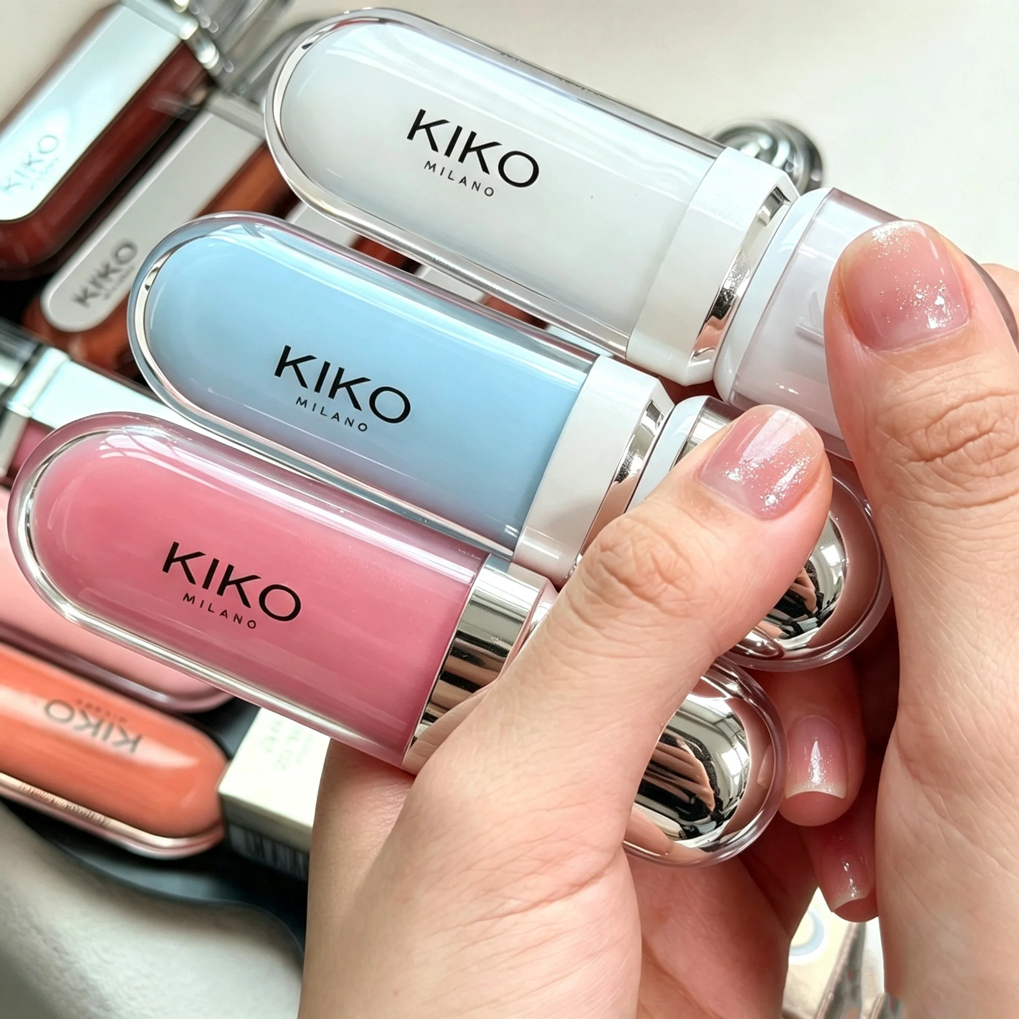 KIKO 3D 하이드라 립 글로스 리미티드 에디션 모이 - Lip Gloss Plumping 리뷰 및 가격