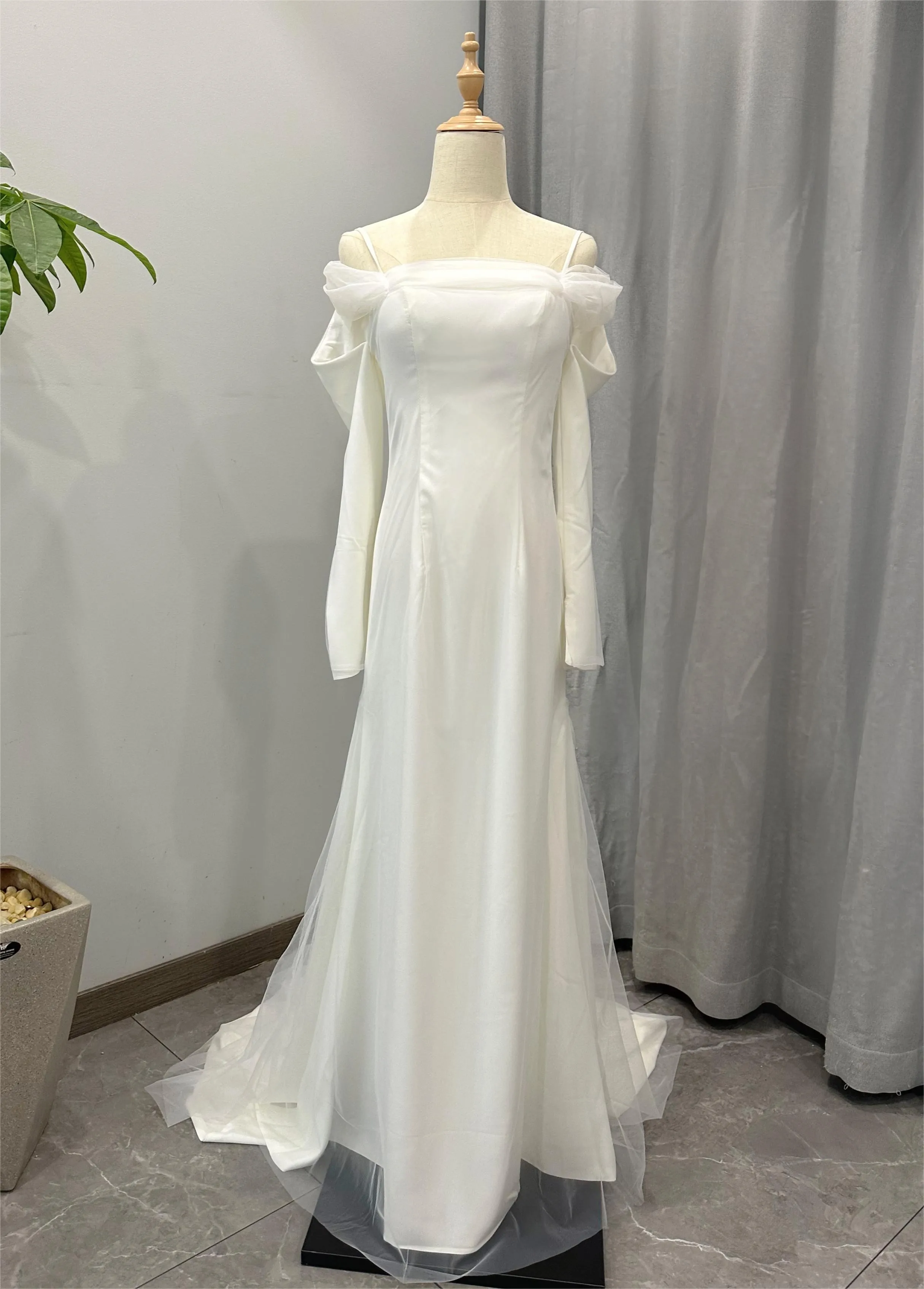 Long Sleeved Light Wedding Dress Simple Elegant Off The Shoulder Long Tail Mermaid Princess Gowns Vestido De Novia Casamento