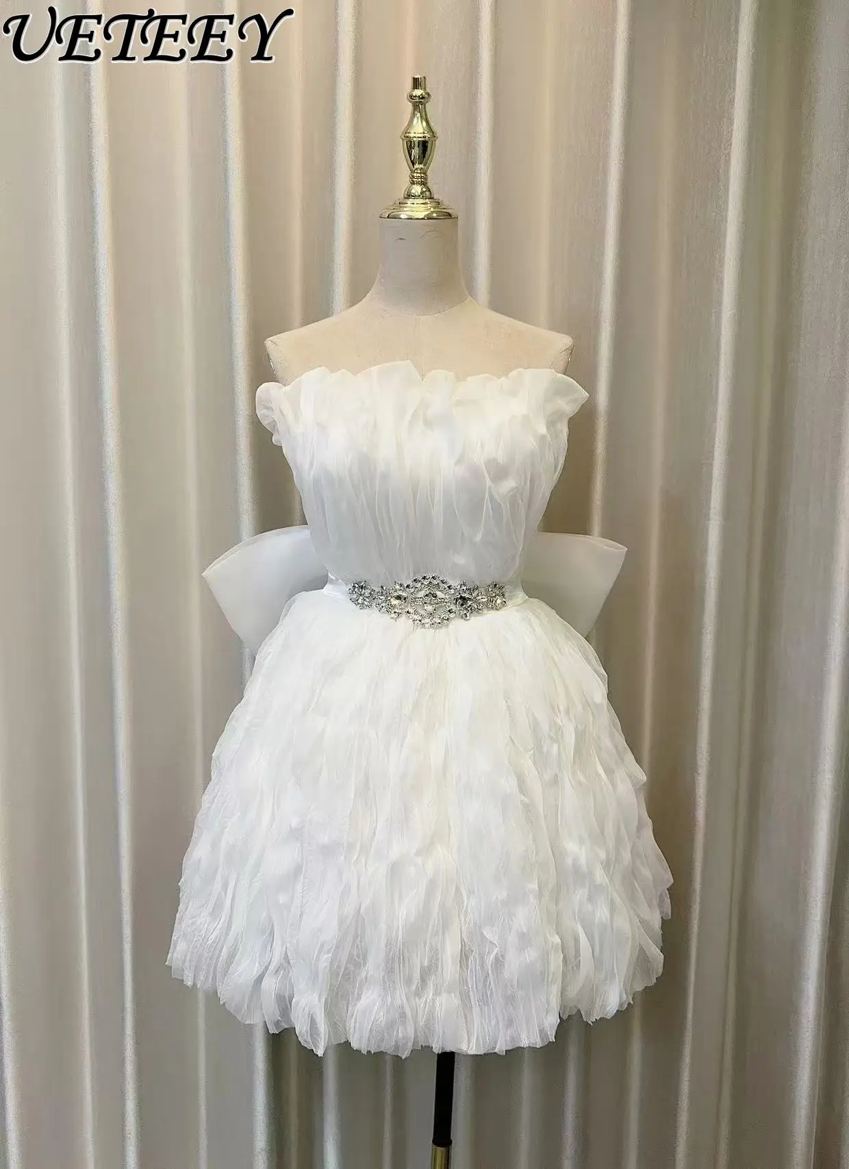Vestido blanco francés con hombros descubiertos, Top de tubo, industria pesada de alta sociedad, lazo grande con incrustaciones de diamantes, vestidos con temperamento para fiesta de cumpleaños