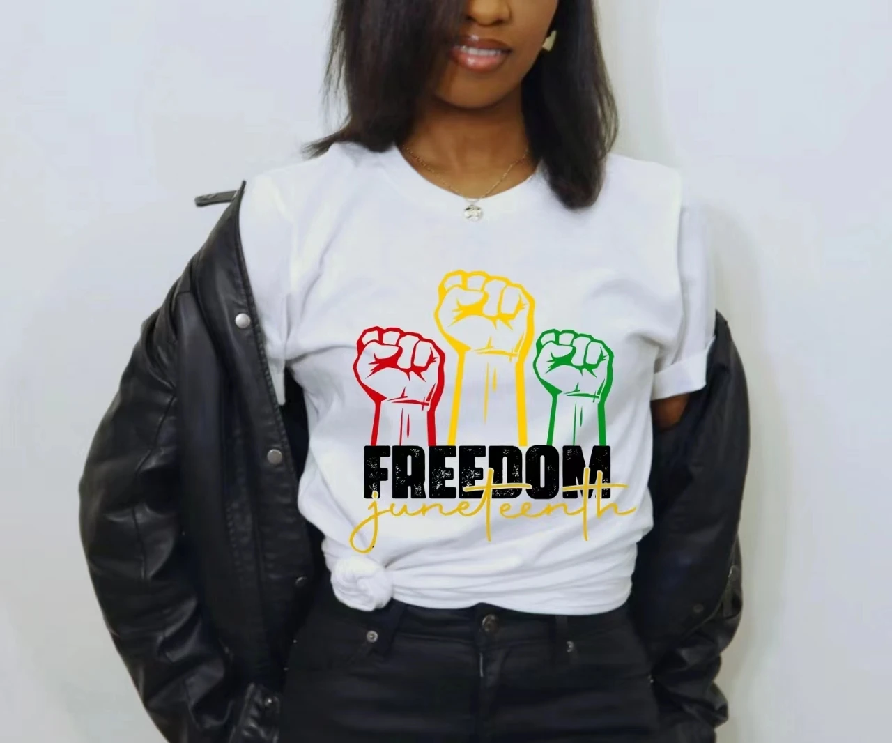 Three Fists of Freedom Print Female Shirt Freedom Juneteeth Slogan Women T-shirt New Hot Sale Popular Juneteeth Day Casual Tee