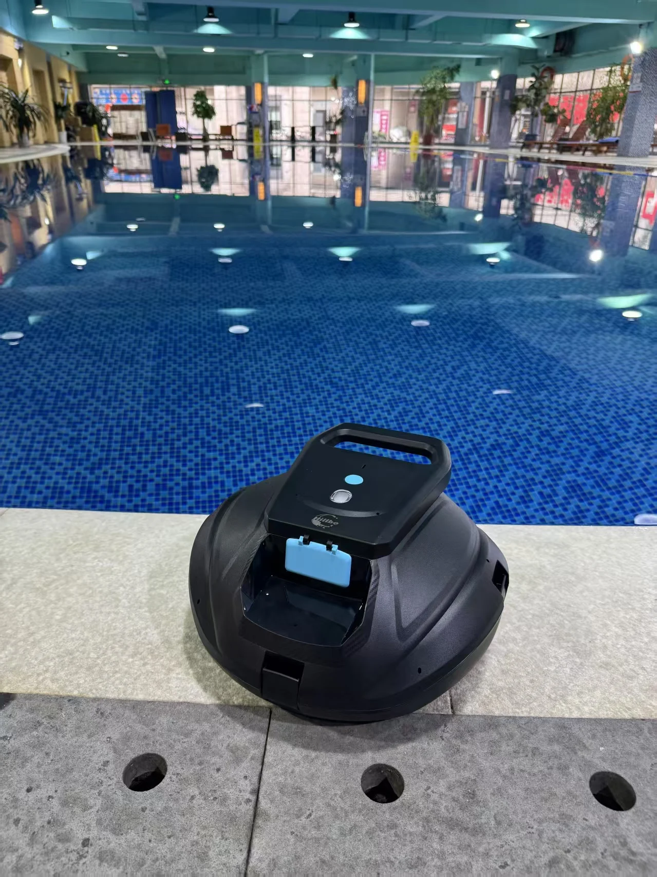 HILLBO Automatic Cordless Above Ground Swimming Pool Cleaner Robot With Lithium Battery-High Quality