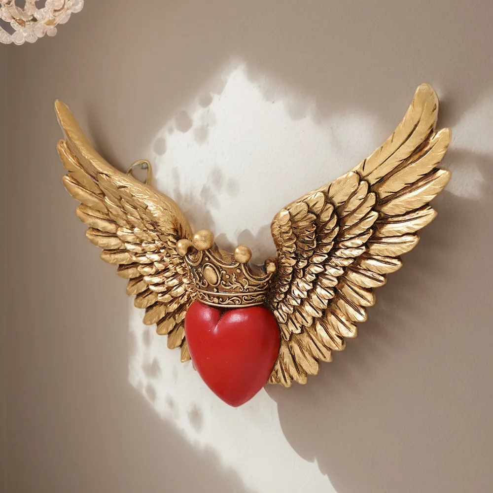 European Crown Angel Love Wings Wall Decoration Retro Red Wings Porch Wall Decoration Pendant Resin Crafts Creative Pendant