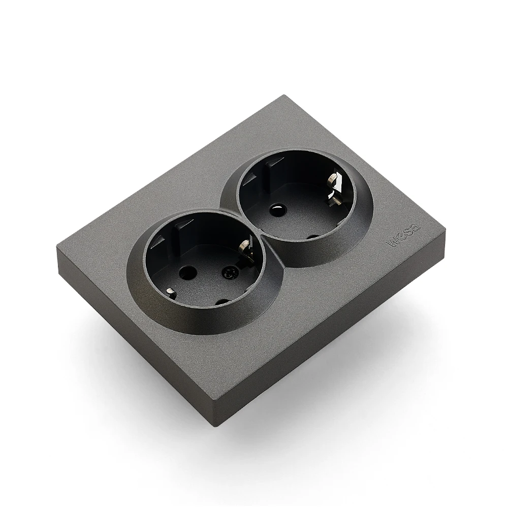 Grey Electrical Outlets With Ground Classic Paint Plastic Plugs Socket AC Power Sockets 250V EU Standard Flame Retardant Socket