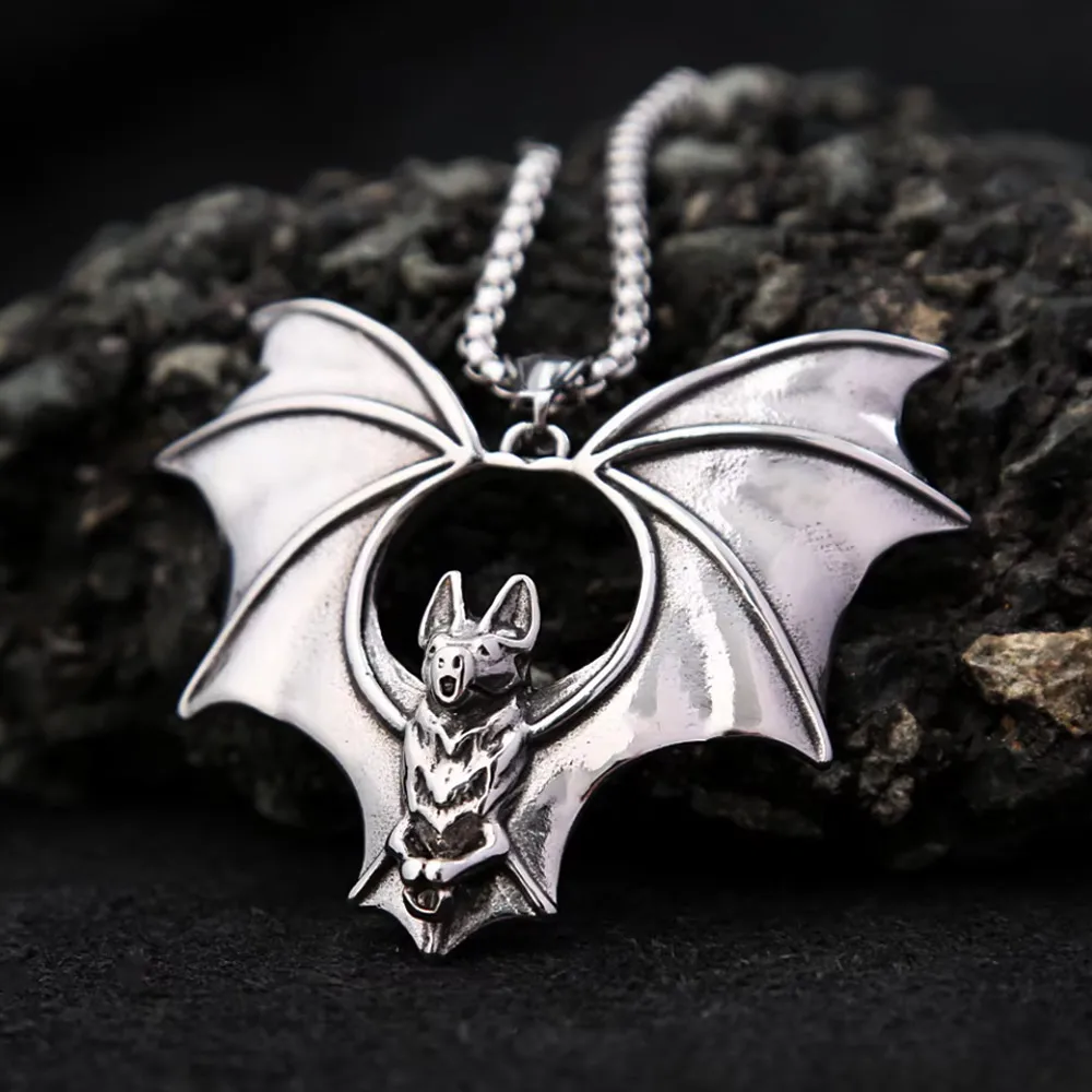 Gothic Bat Wing Stainless Steel Pendant Necklace For Men And Women Halloween Punk Animal Amulet Hip Hop Street Fashion Jewelry
