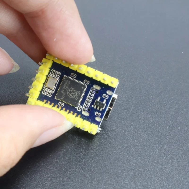 RP2040-Zero RP2040 متحكم صغير لراسبيري بي بيكو تطوير لوحة تركيبية ثنائي النواة Cortex M0 معالج 2 ميجابايت ذاكرة فلاش