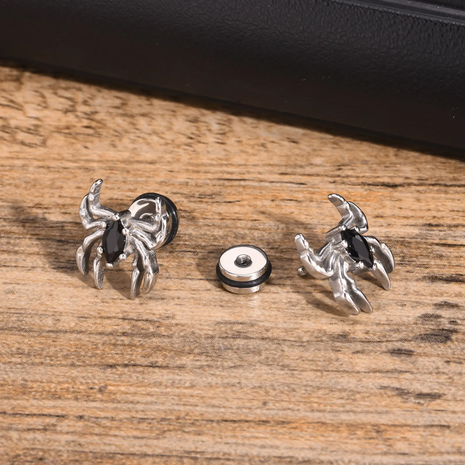 Mprainbow Punk Spider Earrings for Men Women,Stainless Steel Black Stone Stud Earrings,Cool Halloween Jewelry Gift