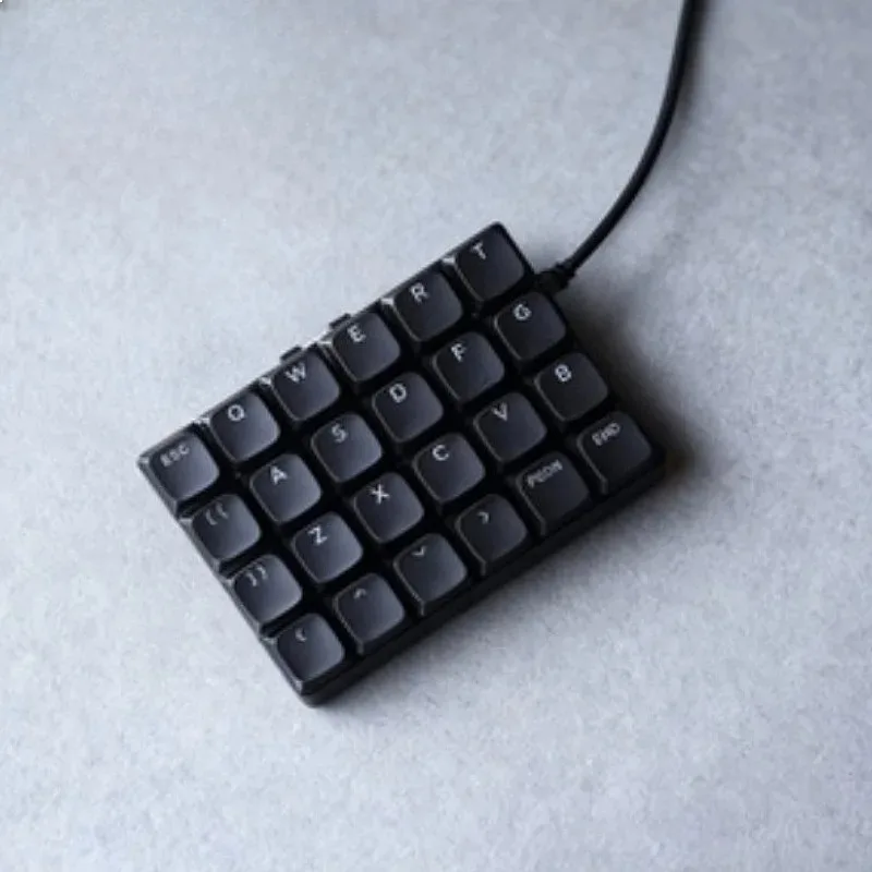 4x6 Inline Single Hand Keyboard Customized RGB Ergonomics Single Mode White and Black Keycaps Mechanical Keyboard for QMK VIAL
