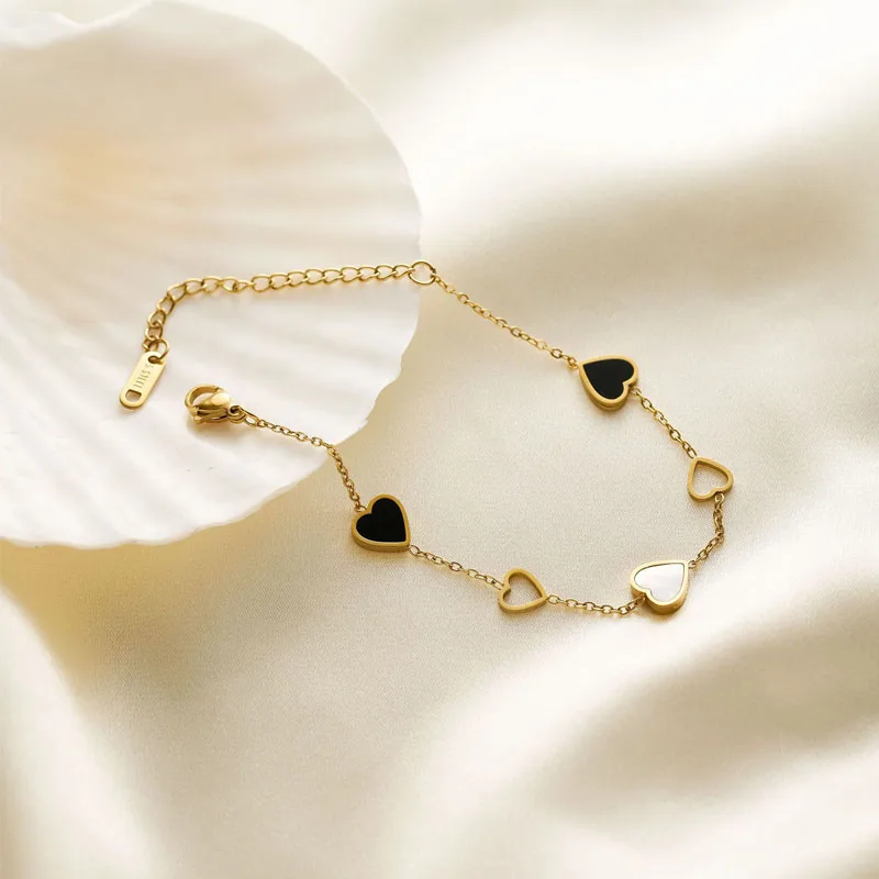 Edelstahl-Armband mit 5-Blatt-Kleeblatt-Anhänger für Damen, modisches, hohles Handketten-Armband, Schmuck, Partygeschenk – Detail 4