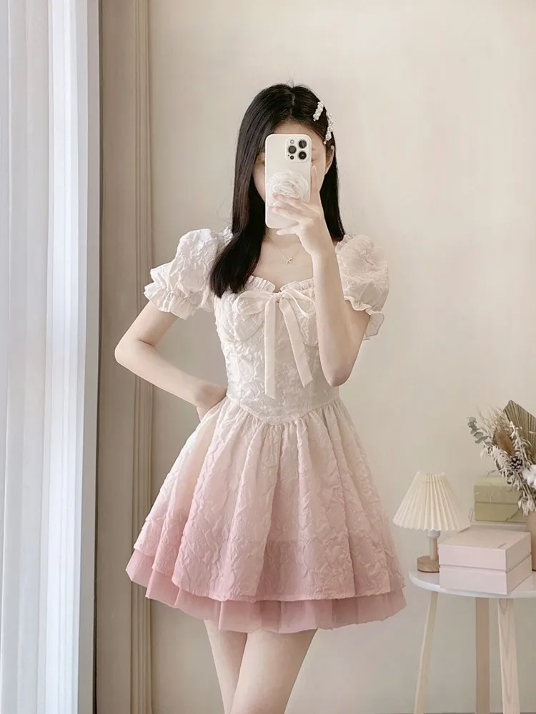 

Элегантное платье с градиентным розовым оттенком и квадратным воротником, женское летнее платье нового стиля с высокой талией, бальное платье принцессы, короткая юбка, милое платье для девочек