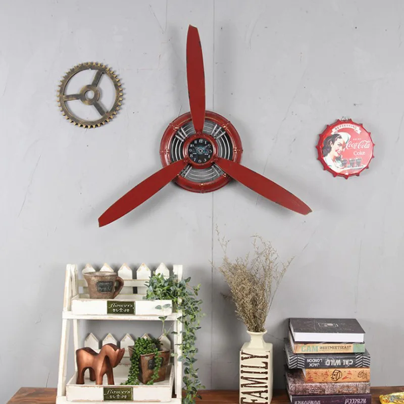 American country retro wrought iron industrial wind plane propeller wall clock bar restaurant wall Amazon decoration